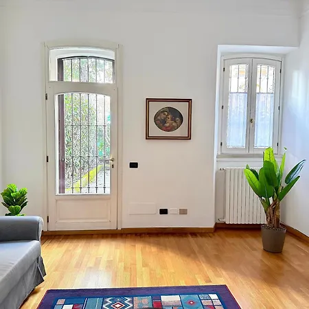 Rainbow District Mood Villa Mailand