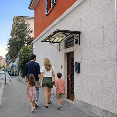 Rainbow District Mood 빌라 밀라노