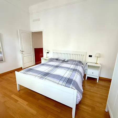 Rainbow District Mood 밀라노