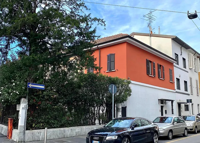 Villa Rainbow District Mood Milánó