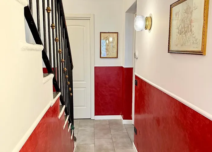 Rainbow District Mood ميلان