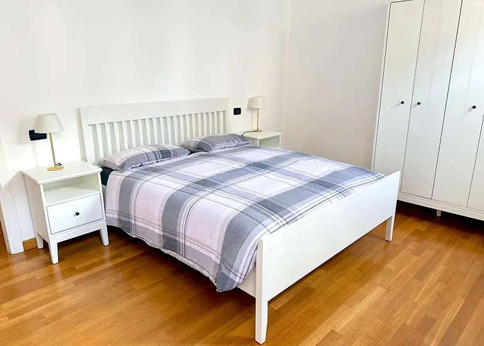 Rainbow District Mood فيلة